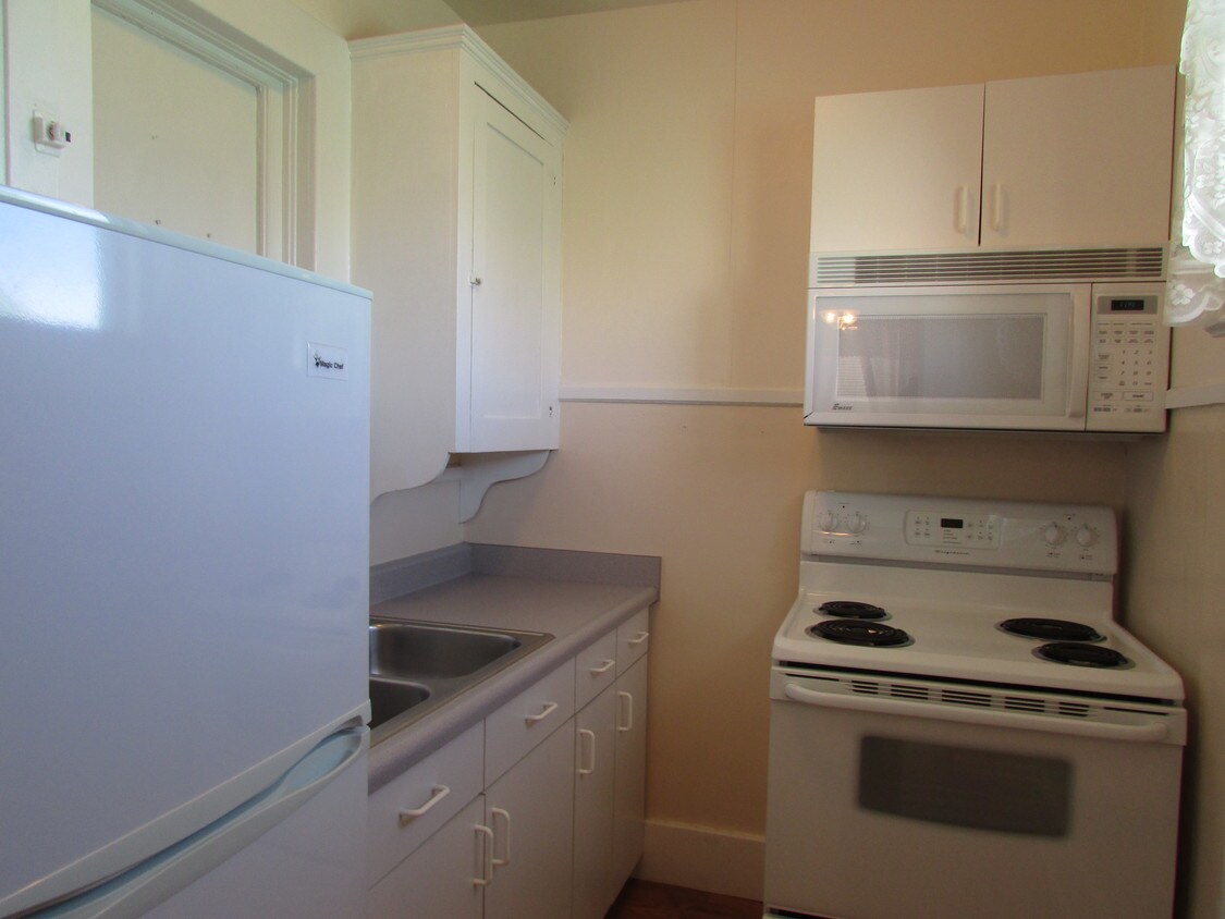 Primary Photo - 255 S Garfield Ave
