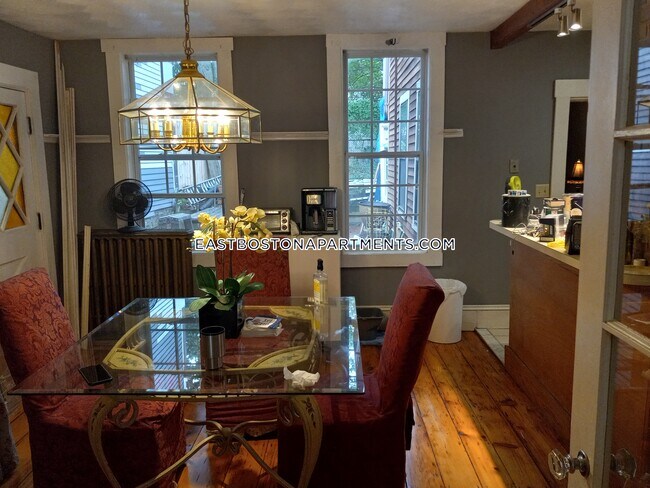 Foto del edificio - 46 Princeton St