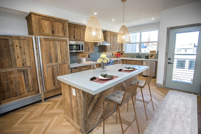 Foto del edificio - 1114 8th St NE