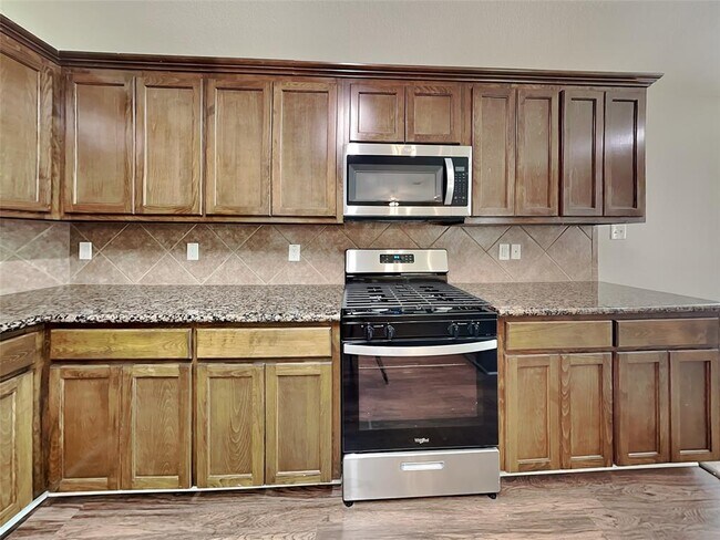 Building Photo - 3126 Lake Breeze Ln