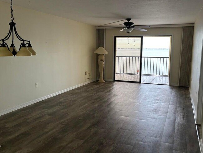 Foto del edificio - 190 Escambia Ln