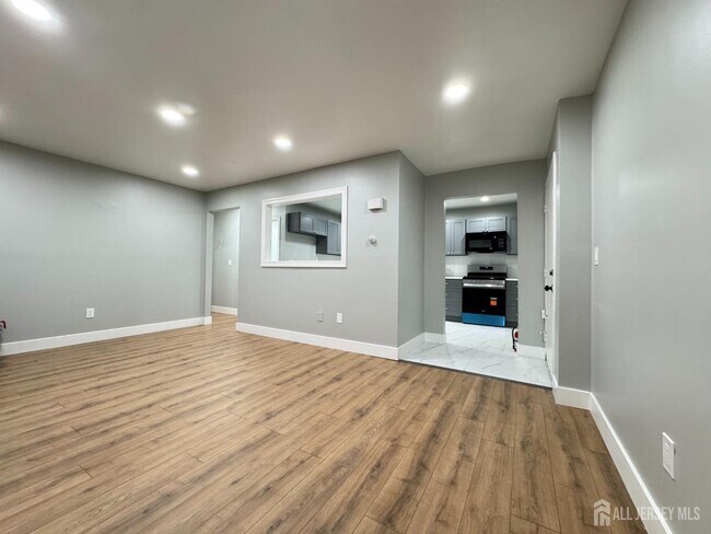 Foto del edificio - 1032 Cricket Ln