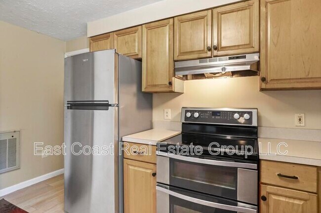 Building Photo - 2068C Virts Ln