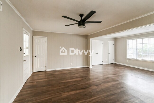 Building Photo - 4859 Gill Road