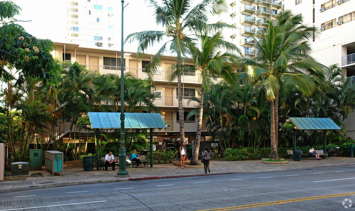 Foto del edificio - Kuhio Garden