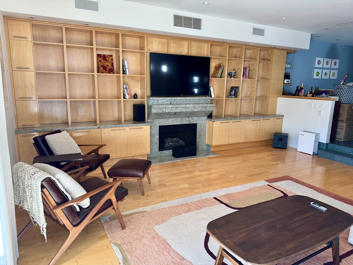 Livingroom - 11925 Mayfield Ave