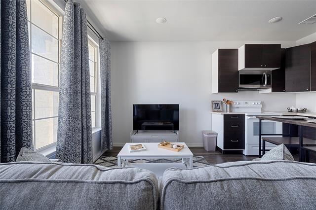 Foto del edificio - 1616 Doral Dr