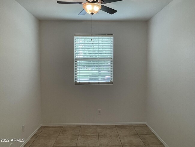 Building Photo - 2924 S Cole Dr