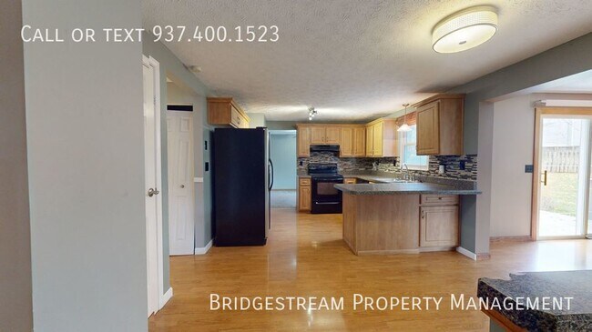 Foto del edificio - $1,000 OFF 1ST MONTH'S RENT - Beautiful an...