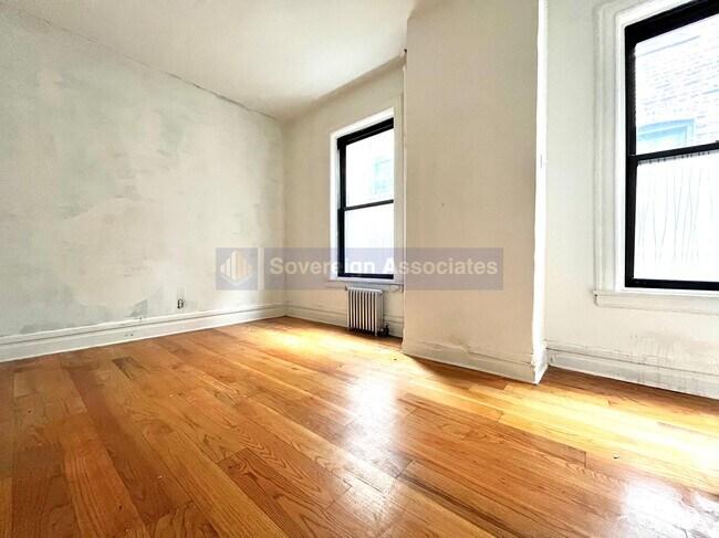 Building Photo - 188 Claremont Avenue