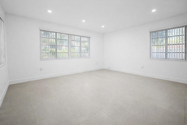 Building Photo - 2150 SW 72nd Ave