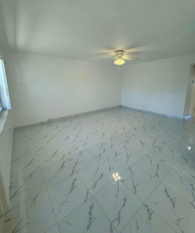 Foto del edificio - 148 Northampton H