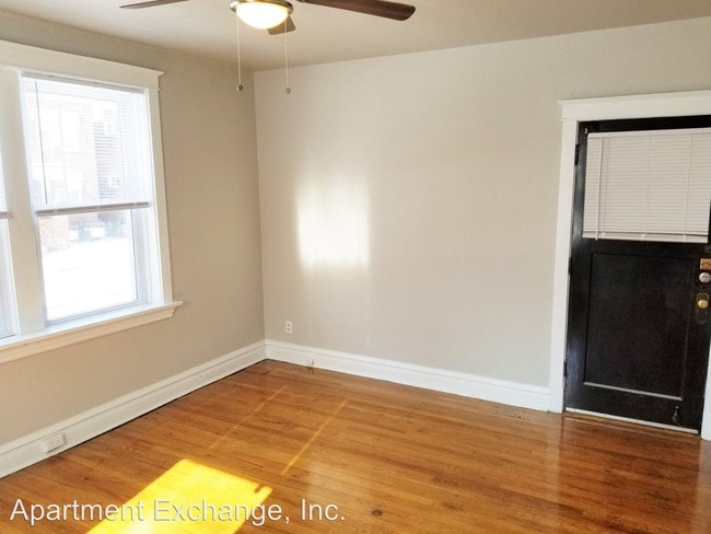Building Photo - 4052 Giles Ave