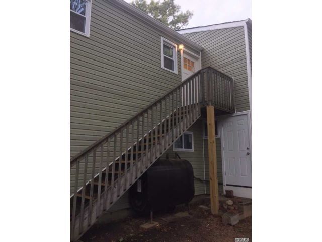 Building Photo - 40 Ridge Haven Dr