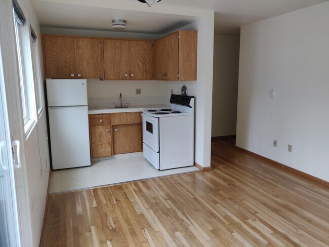 Building Photo - The Belmont Apartments