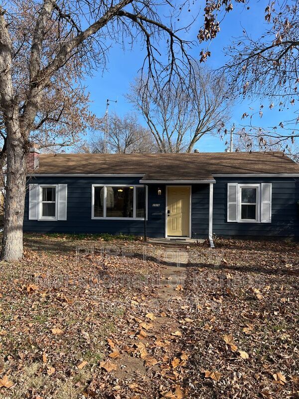 Building Photo - 2316 SW Eveningside Dr