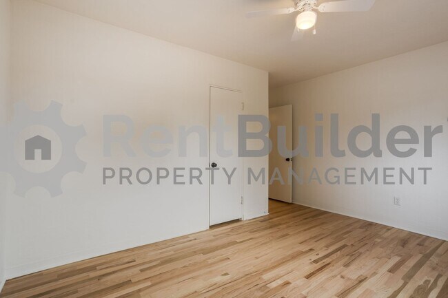 Foto del edificio - CALL US TODAY AT (505) 808-6467 TO SCHEDULE A CONVENIENT SHOWING