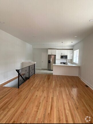 Building Photo - 1142 Watkins St