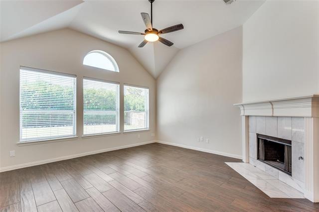 Building Photo - 2344 Ranchview Dr