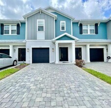 Building Photo - 2820 Grand Kemerton Pl