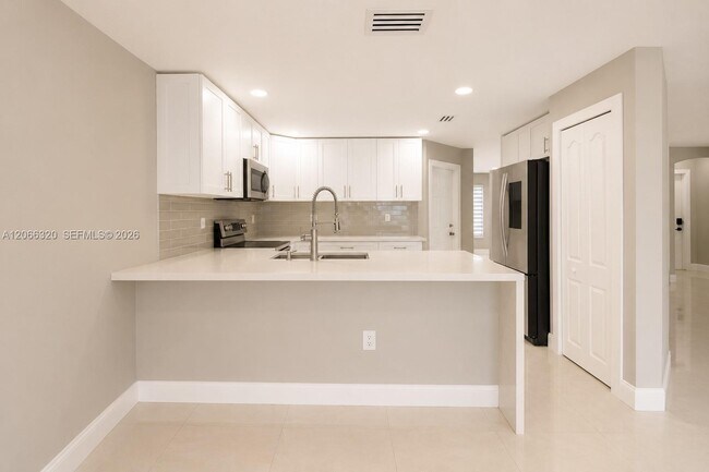 Foto del edificio - 16354 SW 48th Terrace