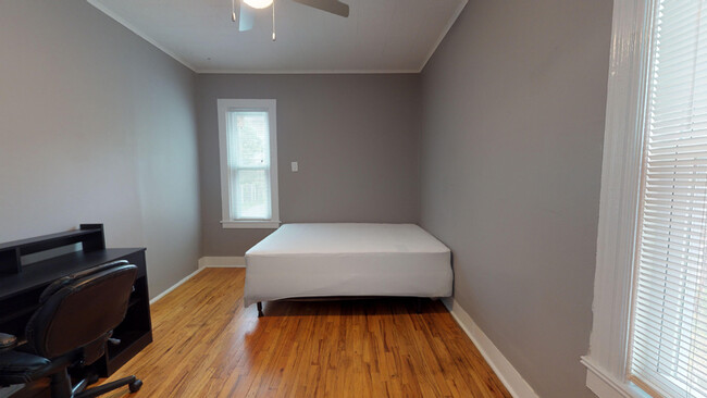 Bedroom - 417 Westcott St