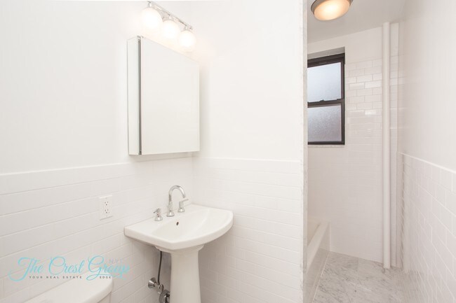 Foto del edificio - 187 E 4th St