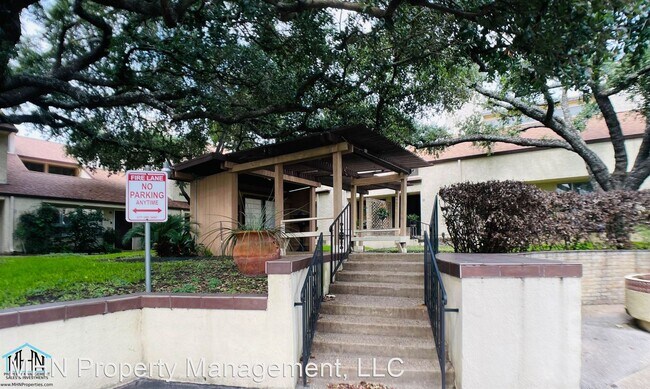 Foto del edificio - 2 br, 2 bath House - 7123 Thrush View Ln #18D