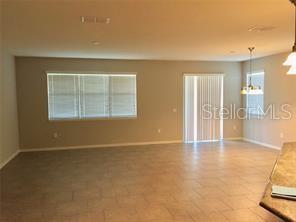 Foto del edificio - 8821 Arrabida Ln
