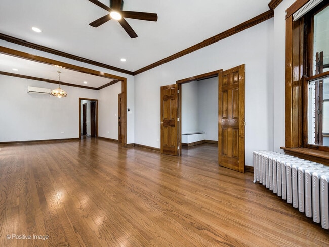 Building Photo - 1058 N Kedzie Ave