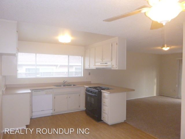 Foto del edificio - 3 br, 2 bath House - 2060 Quincy Ave