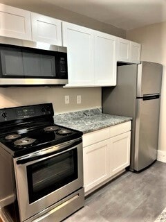 LWS 203 Kitchen - Fern 28