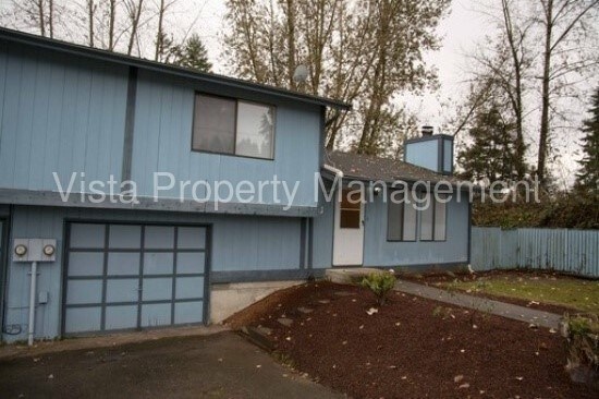 Foto principal - 12819 Waller Rd E
