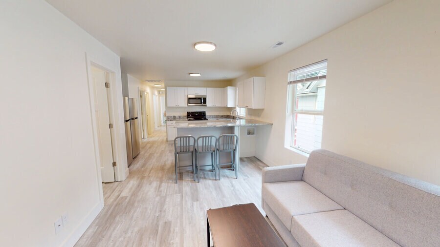 Foto principal - 1214 Washtenaw Ct
