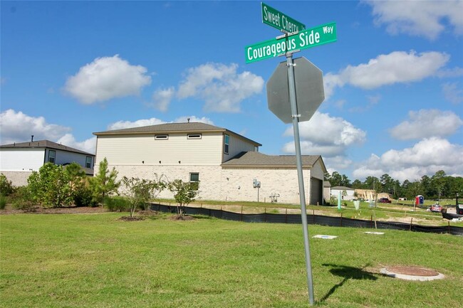 Building Photo - 8411 Sweet Cherry Ln