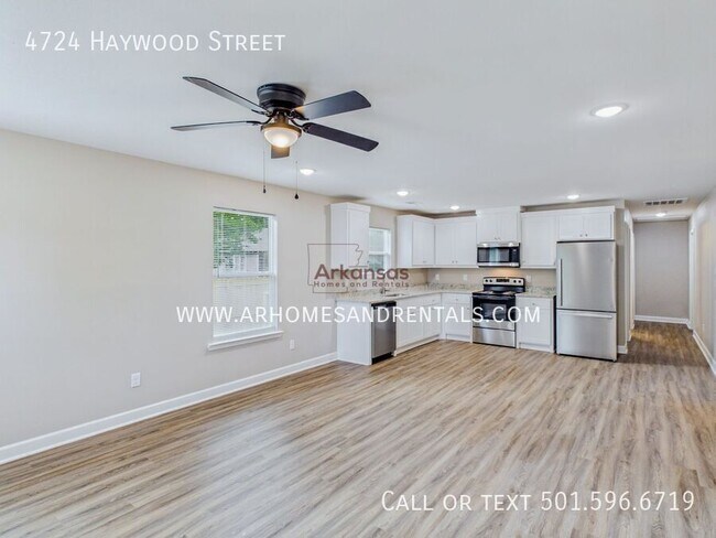 Foto del edificio - 4724 Haywood St