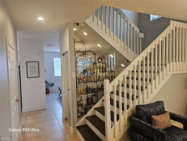 Building Photo - 4 br, 2.5 bath House - 15258 SW 173rd Ln
