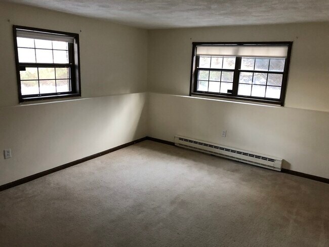 Building Photo - 42 Swanson Ct