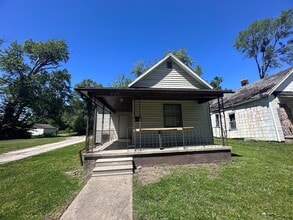 Building Photo - 614 Chandler St