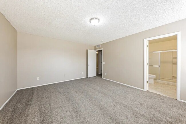 Foto del edificio - 9215 W Cortez Ave