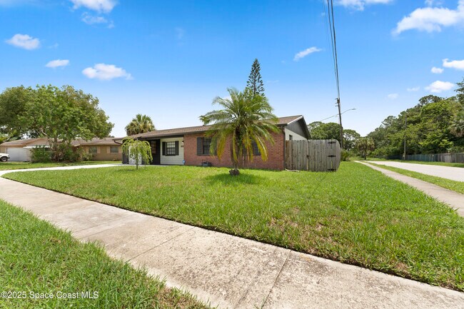 1066 El Camino Dr Rockledge FL - 1066 El Camino Dr Rockledge Fl Building Photo