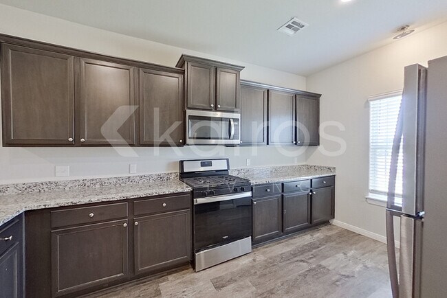 Foto del edificio - 821 NW 4th St