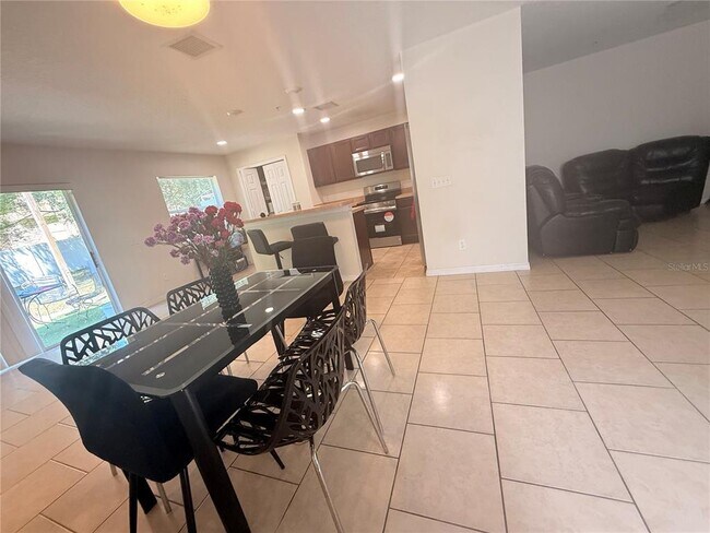 Foto del edificio - 307 Prickle Pear Ct