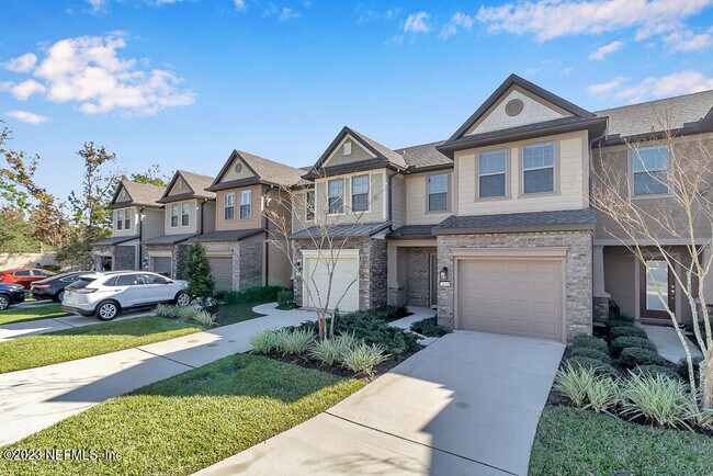 Foto del edificio - 7034 Butterfly Ct