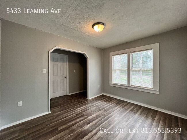 Building Photo - 5433 Leaming Ave