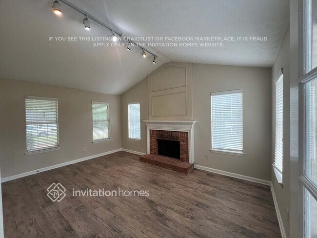 Building Photo - 2909 Da Vinci Blvd
