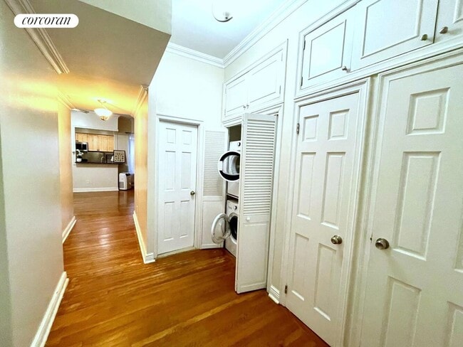 Building Photo - 471 W 140th St