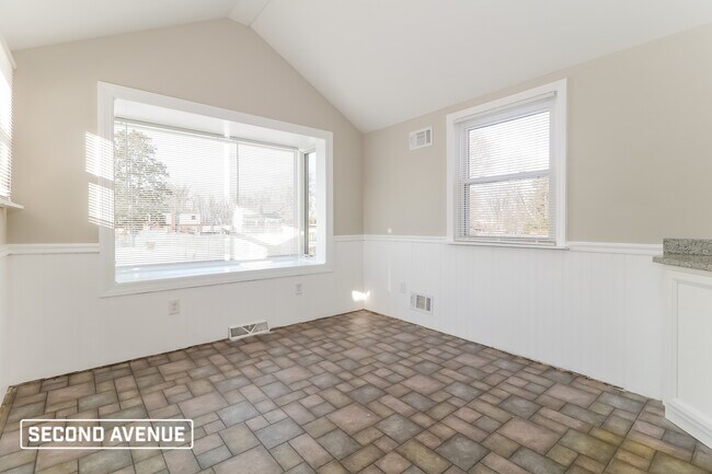 Foto del edificio - 3216 Elderwood Dr