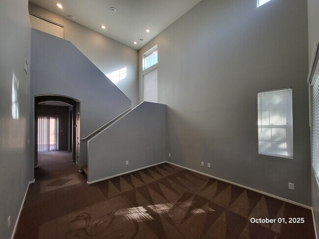 Foto del edificio - 8716 Gateway Glen Dr
