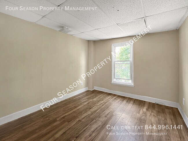 Foto del edificio - 306 S Locust St